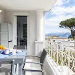 Maison Blue Апартаменты *