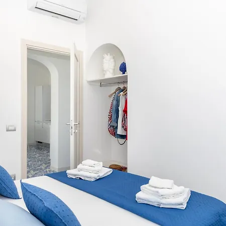 Maison Blue Daire *