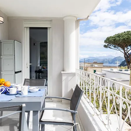 Maison Blue Daire *