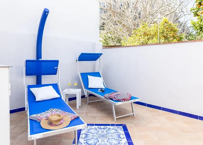 Maison Blue Apartment *